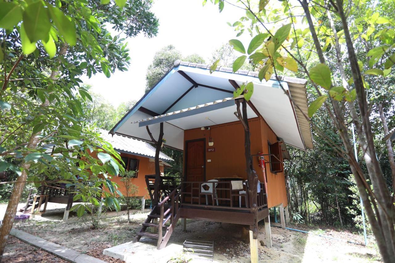 Mata Guesthouse Ko Kut Exterior foto
